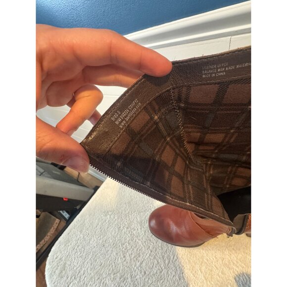 Born Brown Leather Strappy Handcrafted 3 inch Party High Heels Calf Boots Sz 9 - Picture 4 of 4